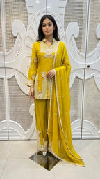 Mehendi Green Geometrical Embroidered Silk Kurta Plazo Set
